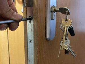 Fitting a 3-star anti-snap euro cylinder to make a door harder to break into in Harrow